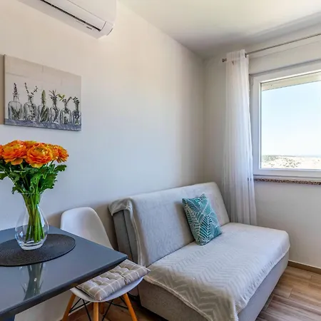 Mare-4 By Interhome Appartamento Lopar